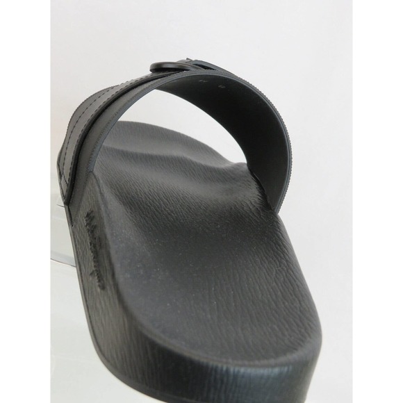 FERRAGAMO GROOVE 10 BLACK LEATHER STRAP GANCINI RUBBER LOGO SANDALS SLIDES 13 M - Picture 10 of 14